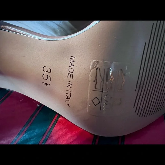 BCBGMAXAZRIA ankle wrap - Picture 9 of 9